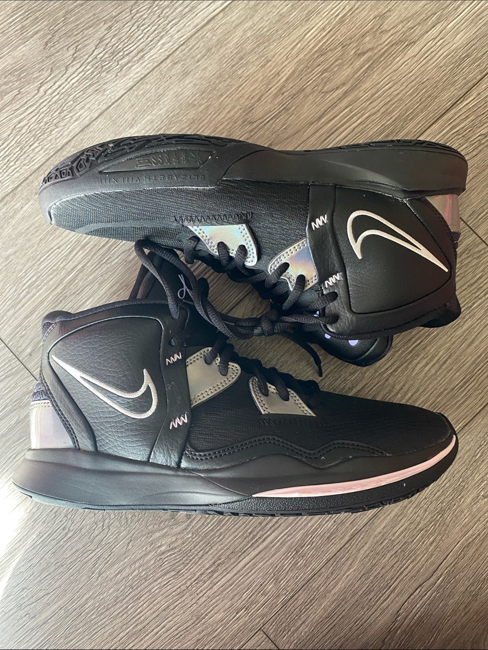 Nike Kyrie Infinity Black Metallic Silver Basketball Sneakers - Picture 3 of 6